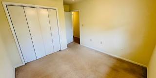 3 Bedroom 2.5 Bath Townhouse Gallery 24