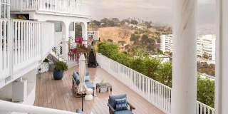 Blue Horizon House Gallery 31