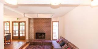 Woodlands South - La Jolla Townhome Gallery 37
