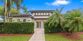 11476 NW 77th Ln Gallery 1