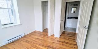 2 Oakland Gallery 10