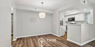 Live Close to It All – Convenient Mount Pleasant Home Gallery 10