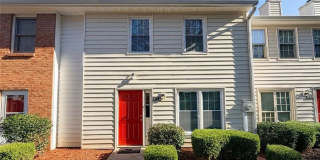 Room in 2 Bedroom Home at Mill Creek Pl Gallery 1