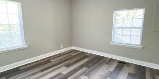 Charming Remodeled Home Off Madison Street Gallery 26