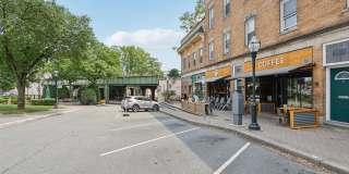 17-19 North Union Avenue Gallery 22