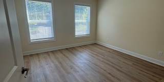 Wayne Michaels Premier Home (elite college living) Gallery 8