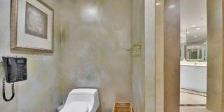 19955 NE 38th Ct Gallery 20
