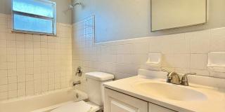 9406 Eastfield Rd Unit C Gallery 8