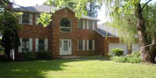 3-4 Bedroom Executive Home on 5 Acres has 4 Baths and a 3 Car Garage!! Gallery 1