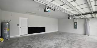 2465 NW 9th Street Gallery 36