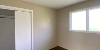 Single Family 3 Bedroom/1 Bath Gallery 5