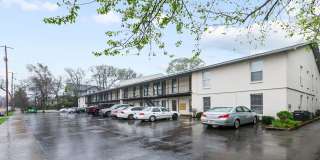 Glen Iris Place Apartments Gallery 1