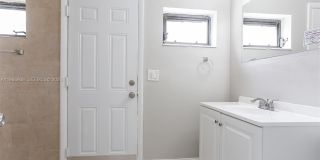 1078 NE 157th St Gallery 13