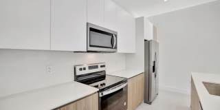 4208 NE 7th Terrace Gallery 6