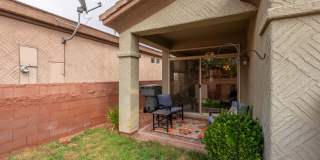 Available 10/1/26 - Furnished 3 bed, 2 Bath Home For Rent Gallery 7