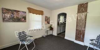 Cute and Clean 2 Bedroom Home Available Now! Gallery 4
