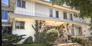 628 S Ardmore Ave Gallery 1