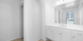 80 Winslow Gallery 22