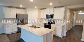 Newer 4 Br, 2 Bath home Gallery 28