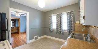 2100 Wascana Avenue - Up Gallery 5
