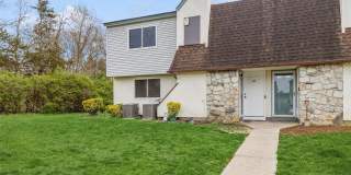 48 Pointe Cir S Gallery 1