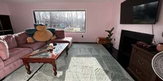 4309 Hillyer Street Gallery 17