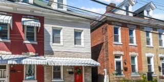 Fully Furnished 2 Bedroom Townhome in Central Lawrenceville Gallery 1