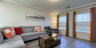 4Bdrm/2.5bath Single Family Home - Fully Furnished Gallery 16