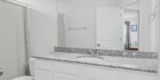 329 Hartland Place Gallery 18