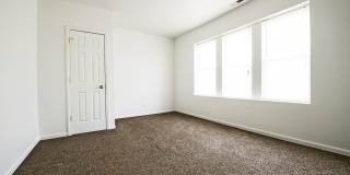 1117 N Lawler Ave Gallery 18