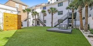 23 Bond Owner 363-369 King LLC Gallery 32