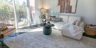 The Residences at Hamilton Lakes Gallery 7