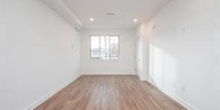 727 N 39TH Street Gallery 19