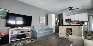 30 S Richards Ave Gallery 4