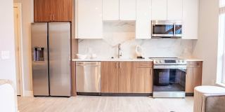 8th and High Columbus Gallery 22