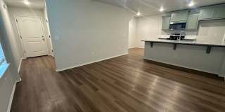 3 Bed 2.5 Bath 2 Car Garage Gallery 9