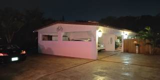 2835 Dewey Street Gallery 19