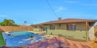 Spacious 6-Bedroom Pool Home Near ASU with 2-Car Garage Gallery 17