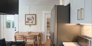 Fully Furnished Alta Heights Retreat | Walk to Downtown Napa Gallery 18