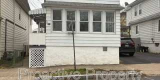 461 Madison Street Gallery 1