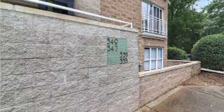 Room in 2 Bedroom Home at Donatello Ave Gallery 24
