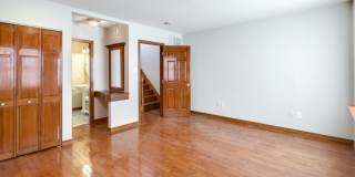 Spacious Three Bedroom Graduate Hospital Home w/ Roof Deck! Gallery 15