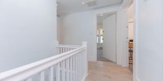 1123 W Huron Street Gallery 28