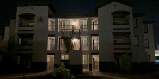 The Crest at Skyline Now offering up to 8 weeks FREE rent! Call today to schedule your tour: (480) 390-5392 Gallery 12