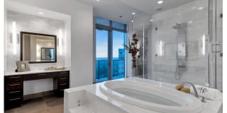 Hanover Post Oak Gallery 33