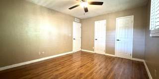 10288 Lakeview Drive Gallery 40