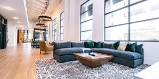Luna Upper Westside Gallery 39