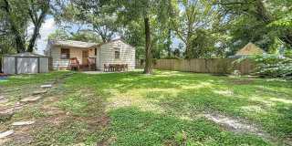 Charming Riverside Home! Gallery 29