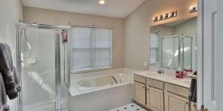 5807 IVY LEAGUE Gallery 23