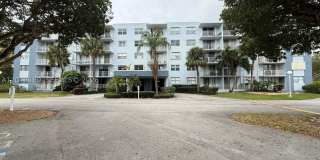 500 Executive Center Dr Gallery 1
